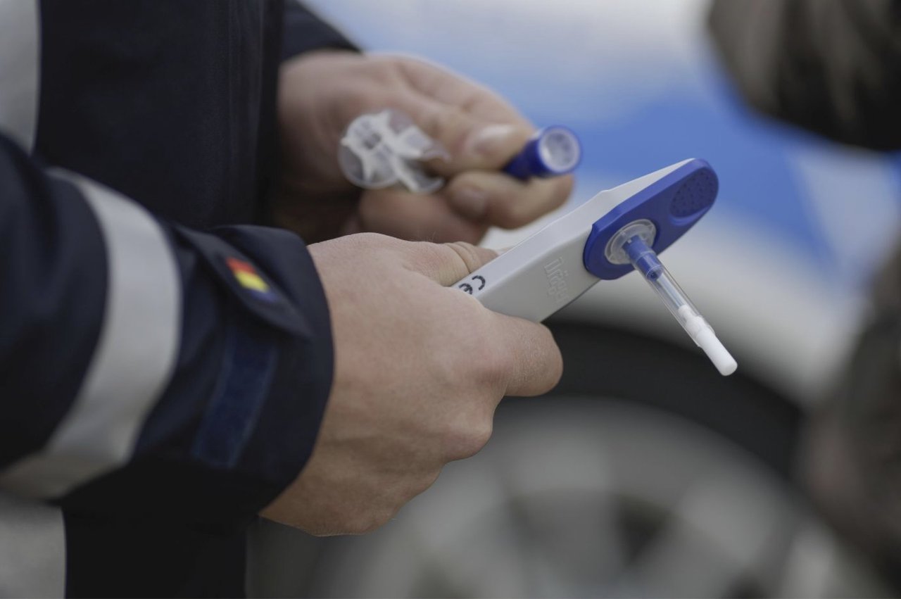 Testarea antidrog, obligatorie pentru șoferi, la cererea polițiștilor. Noile prevederi, votate de Guvern 