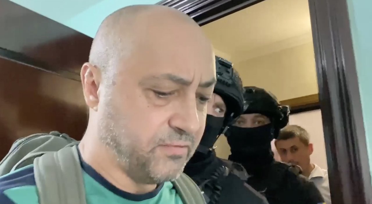 De la percheziții la reținerea militarului moldovean de pe frontul din Ucraina. Arslan Safarmatov ajunge în vizorul PCCOCS