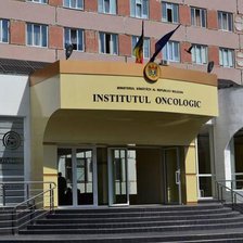 Nereguli la cantina Institutului Oncologic. Ala Nemerenco: Au fost depistate produse ascunse sub cârpe. Presupunem că era „rația” zilnică individuală sustrasă acasă 