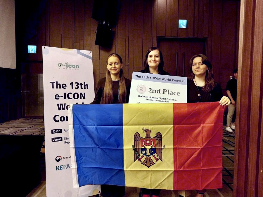 Două fete din Florești au obținut locul doi la un concurs de aplicații mobile din Coreea de Sud