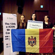 Două fete din Florești au obținut locul doi la un concurs de aplicații mobile din Coreea de Sud