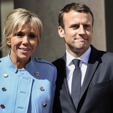 „Glumeam, nu ne certam.” Emmanuel Macron explică videoul viral cu soția sa

