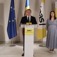 Anastasia Nichita, fotbalistul Maxim Potîrniche și rectorul USMF, noi nume pe lista PAS la parlamentare 