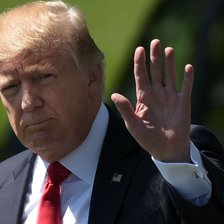 Trump a interzis intrarea în SUA cetățenilor din 12 țări