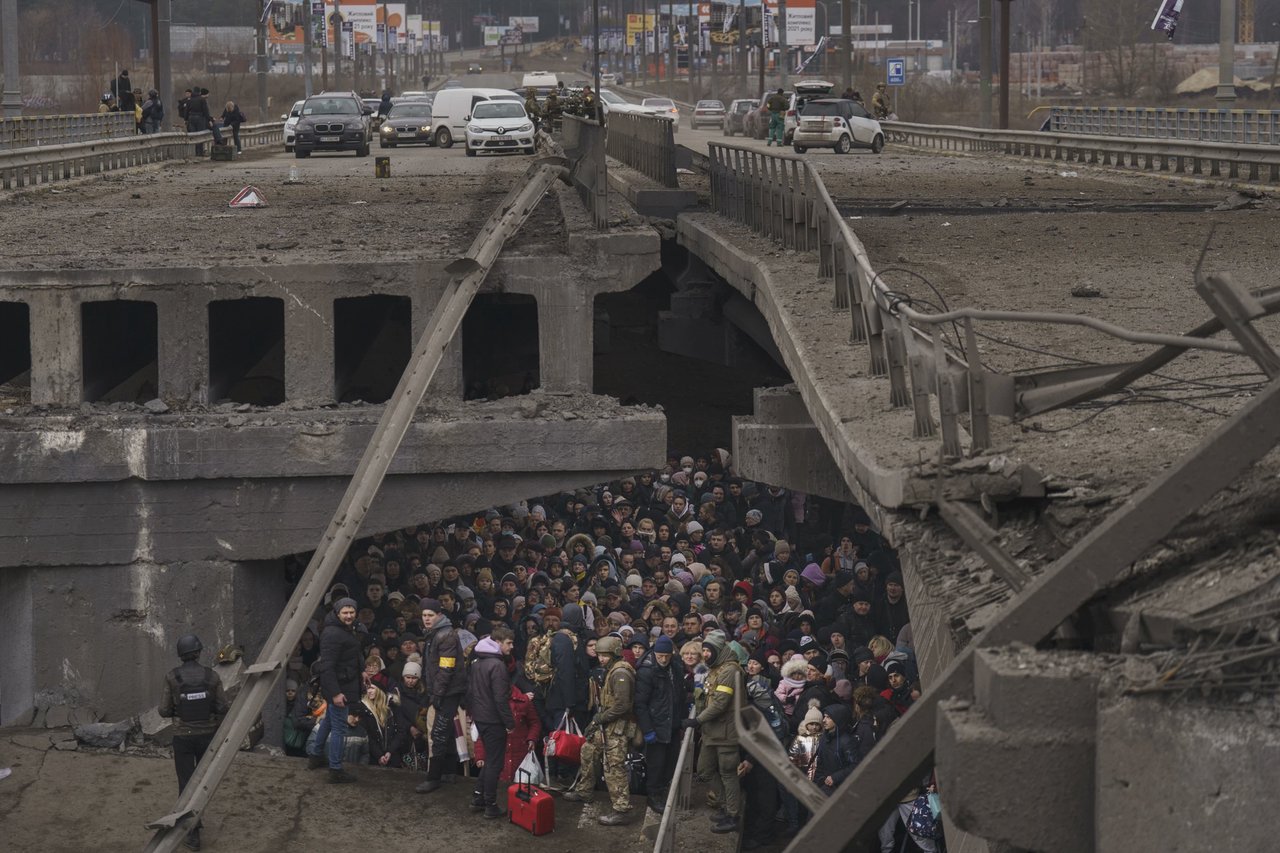 De la victime, la cheltuieli pentru apărare: Războiul din Ucraina, măsurat în numere