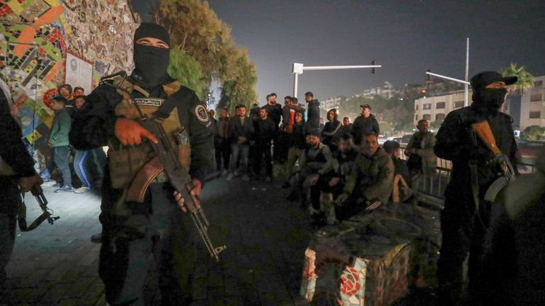 Siria: 14 funcționari ai Ministerului de Interne, omorâți într-o ambuscadă 