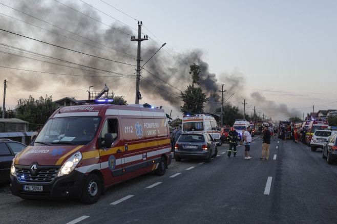 Exploziile de la Crevedia: 20 de pompieri rămân internați în spitale. Unii sunt în stare gravă