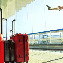 UE renunță la regula lichidelor în recipiente de până la 100 ml la bordul avioanelor