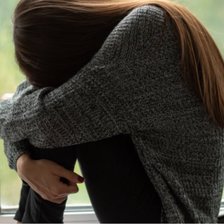 Pericolul rețelelor de socializare: Două minore ar fi fost exploatate sexual
