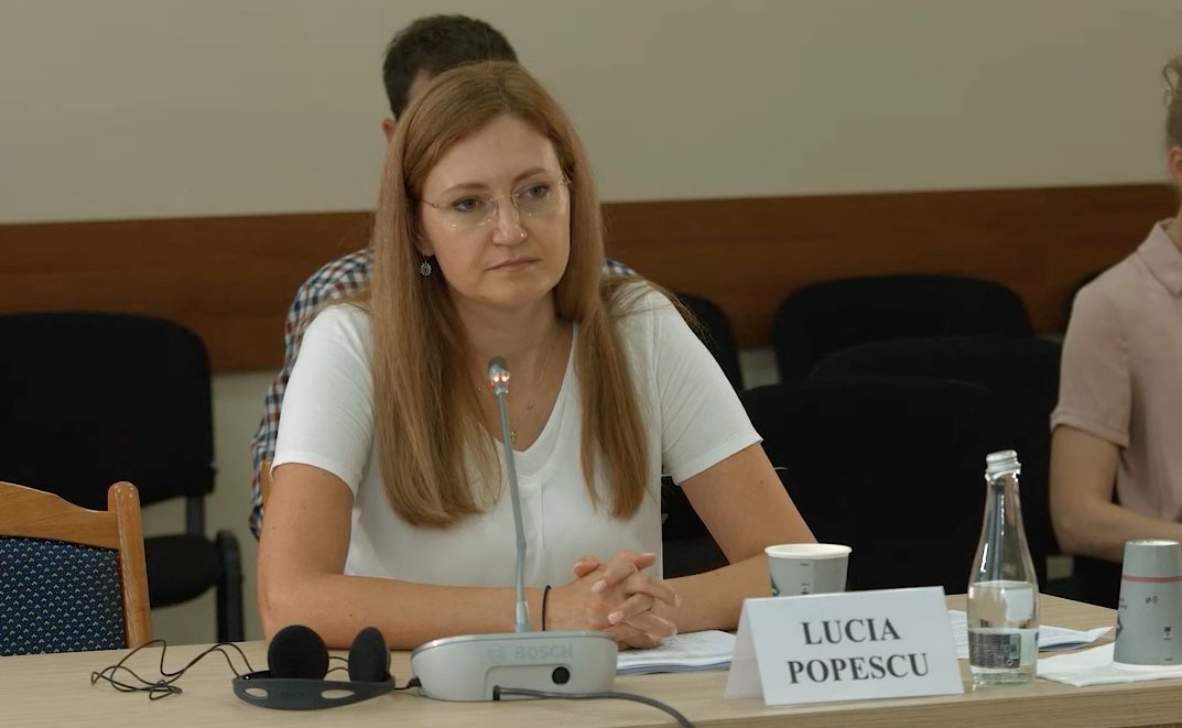 Din rândul non-judecătorilor, printre membrii CSM. Candidata Lucia Popescu  a primit aprobarea Comisiei Pre-Vetting