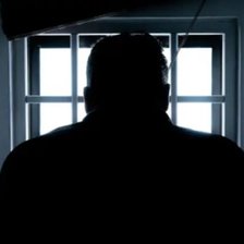 Un bărbat în vârstă de 69 de ani, condamnat la închisoare după ce ar fi abuzat sexual un copil de patru ani