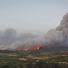 Cel mai mare incendiu din Franța din ultimele decenii: O persoană a murit, iar alte 13 au fost rănite
