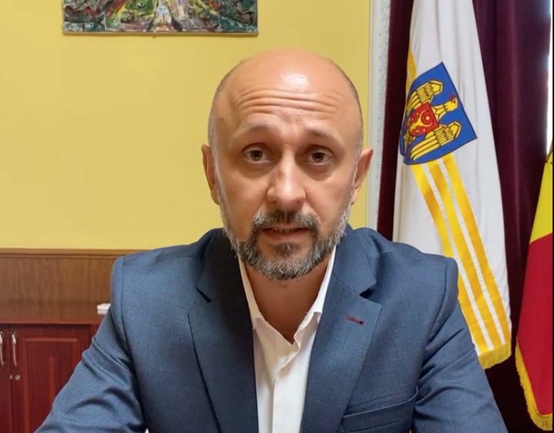 Șeful Direcție Educație Chișinău îi răspunde lui Carp: Angajații instituțiilor noastre sunt liberi să participe la oricare eveniment, de orice natură