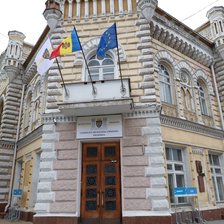 Victor Pruteanu și Olesea Pșenițchi, propuși de Ceban pentru funcțiile de viceprimari. PAS: „Soldat universal” 