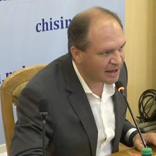 Ceban: „Afară, mizeriilor!”. Scandal la CMC, după ce primarul a întrerupt ședința (VIDEO)