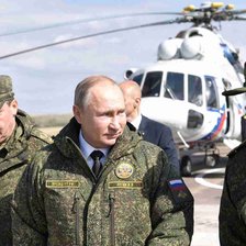 Putin a declarat că Rusia intenționează să reducă cheltuielile pentru apărare