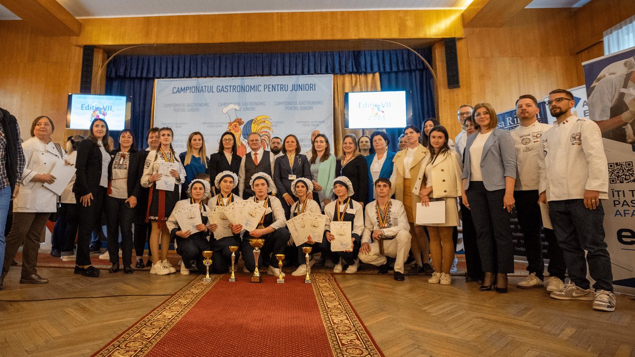 Savoare și talent în competiție: Tinerii bucătari au cucerit inimile la Campionatul Gastronomic pentru Juniori