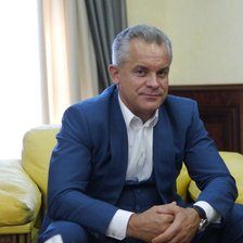 Presa elenă: Vladimir Plahotniuc ar fi căsătorit cu o fostă Miss. Aceștia ar avea doi copii

