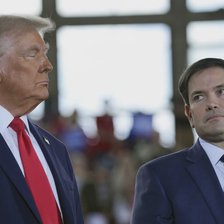 Administrația Trump ia în calcul extinderea interdicțiilor de călătorie pentru cetățenii din alte 36 de țări