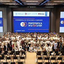Peste 600 de liceeni au oferit sprijin elevilor din clasa IX în Campania „Matematica de la egal la egal”
