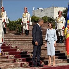 Donald Tusk: „UE așteaptă R. Moldova. E un efort comun, nu se oferă favoruri”