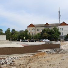 Din parcare, într-o zonă de agrement. Locuitorii raionului Căușeni vor beneficia de un parc cu monument