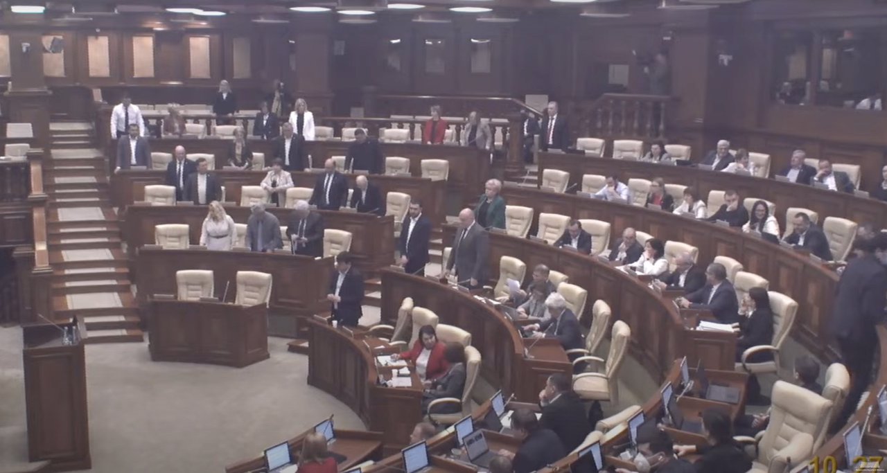 Opoziția parlamentară, cu minut de reculegere la ședința Legislativului, după atacul cu drone asupra Moscovei (FOCUS)