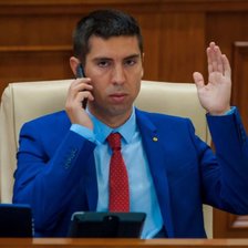 Deputații ar urma să voteze o lege prin care să interzică membrilor fostului partid Șor să candideze în alegeri 