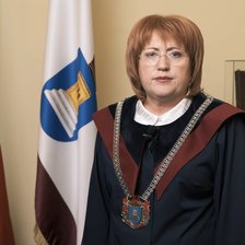 „Da” la Curtea de Apel, „ba” la CSM: Domnica Manole cere peste un milion de lei după anularea concedierii din 2017