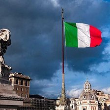 Moldovenii își pot preschimba permisele de conducere în Italia fără examene. Acordul bilateral a intrat în vigoare pe 8 noiembrie