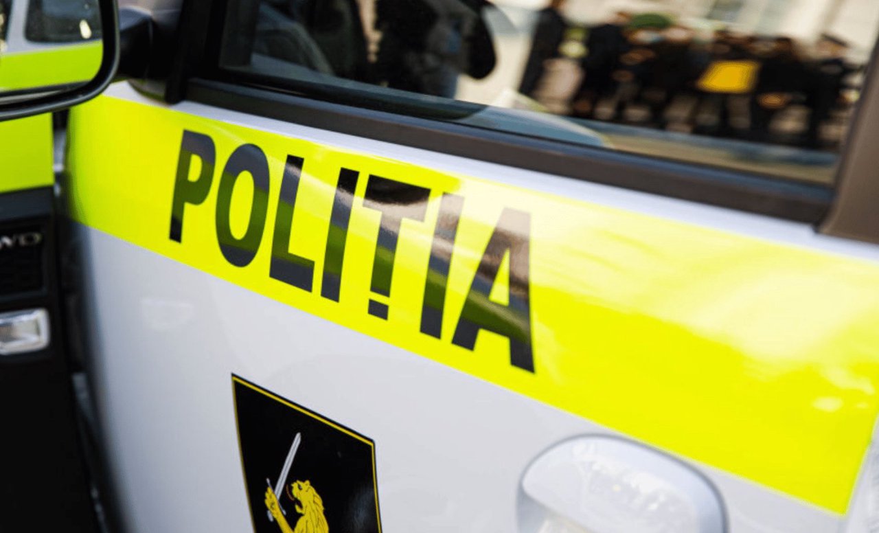 Fetița de șapte ani de la Rîșcani, căutată de poliție, a fost găsită decedată într-o casă părăsită 